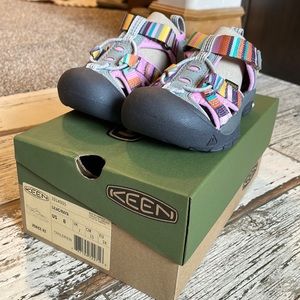 Keen Venice H2 Lilac Sandals Children's Size 8